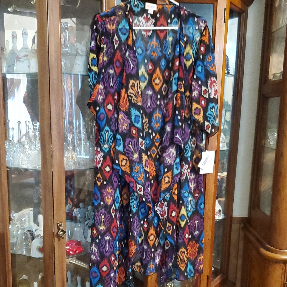 KIM #14 (CH) NWT LuLaRoe Shirley Kimono
